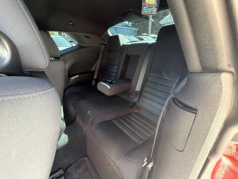 2010 Dodge Challenger SE