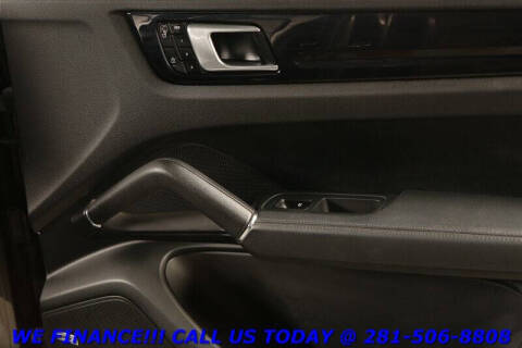 2019 Porsche Cayenne E-Hybrid