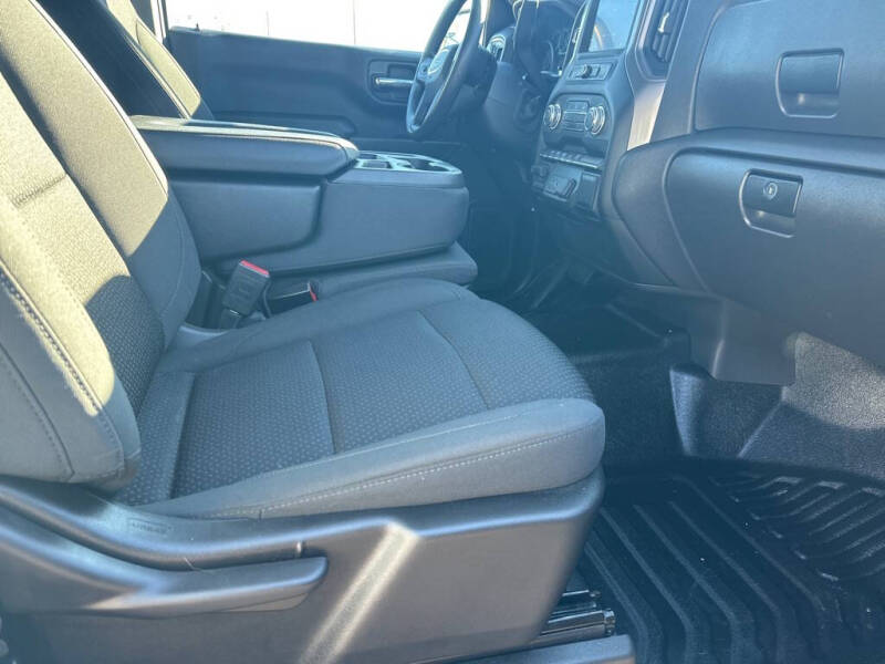 2023 GMC Sierra 1500 Pro