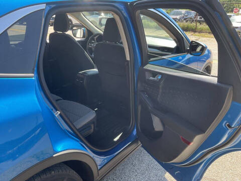 2020 Ford Escape SE