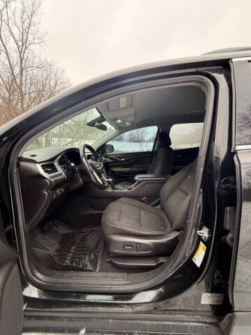 2018 GMC Acadia SLE-2