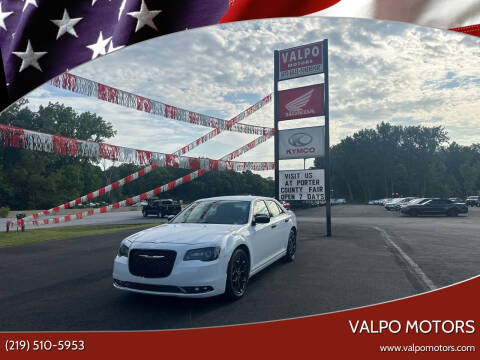 2019 Chrysler 300 for sale at Valpo Motors in Valparaiso IN