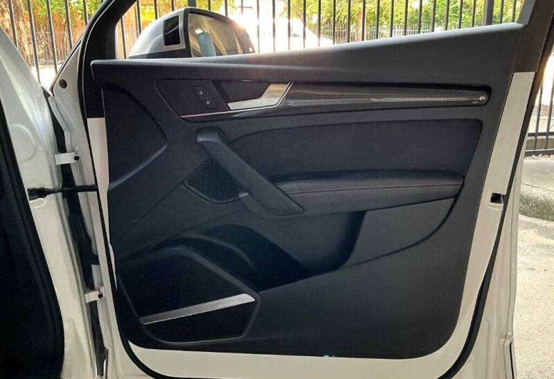 2023 Audi SQ5 Sportback 3.0T quattro Premium Plus