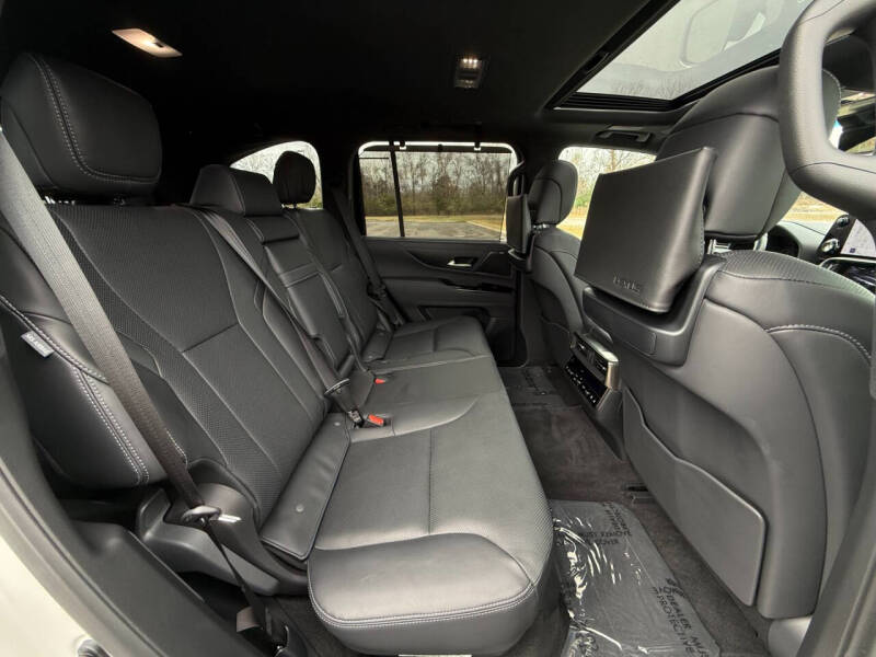 2023 Lexus LX 600 Luxury