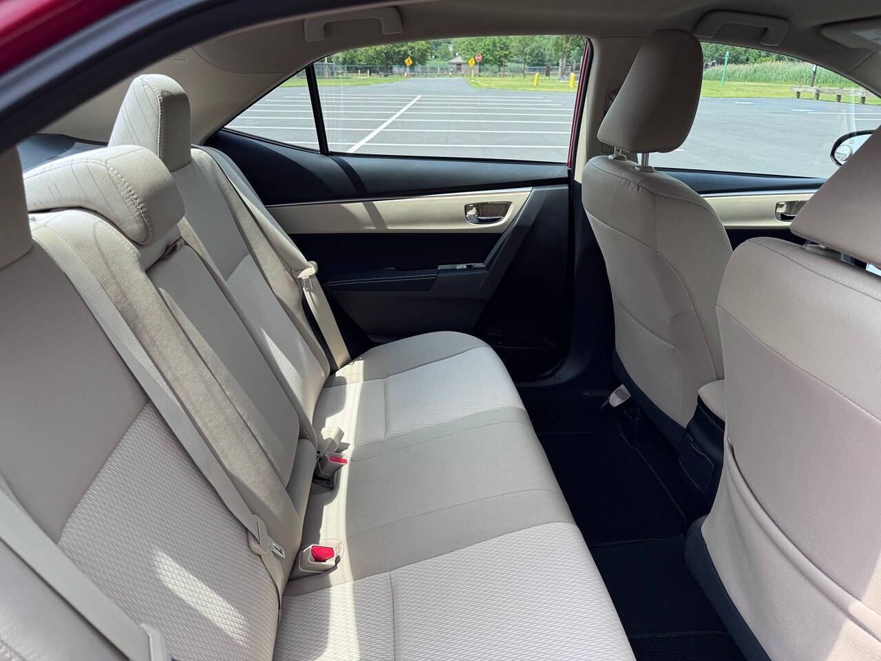 2015 Toyota Corolla 21
