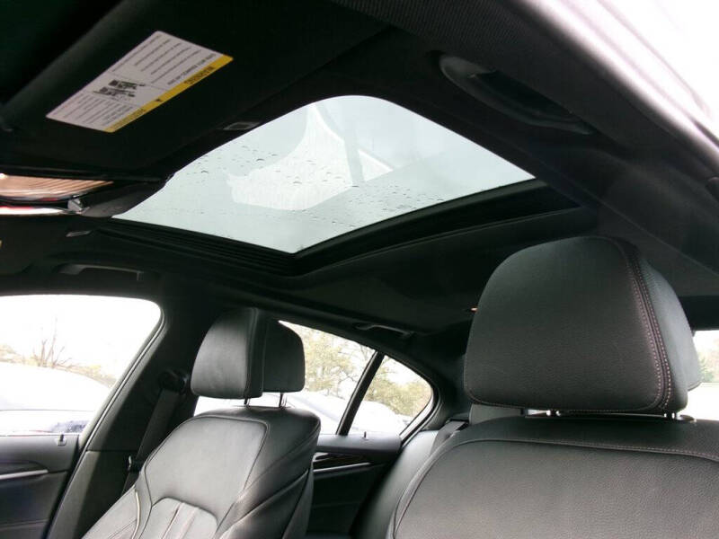 2018 BMW 5 Series 530i