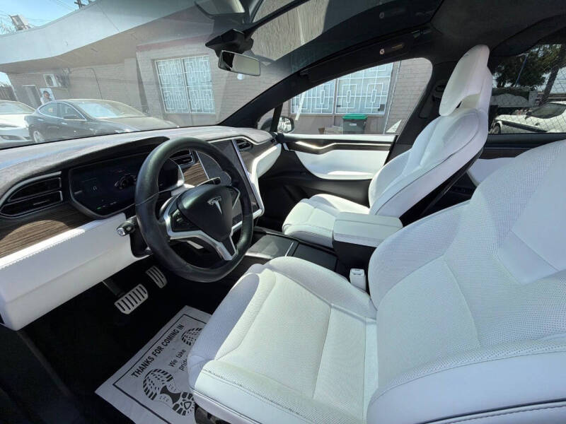 2016 Tesla Model X P90D