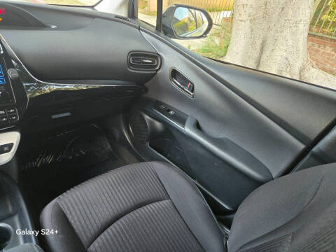 2017 Toyota Prius Two