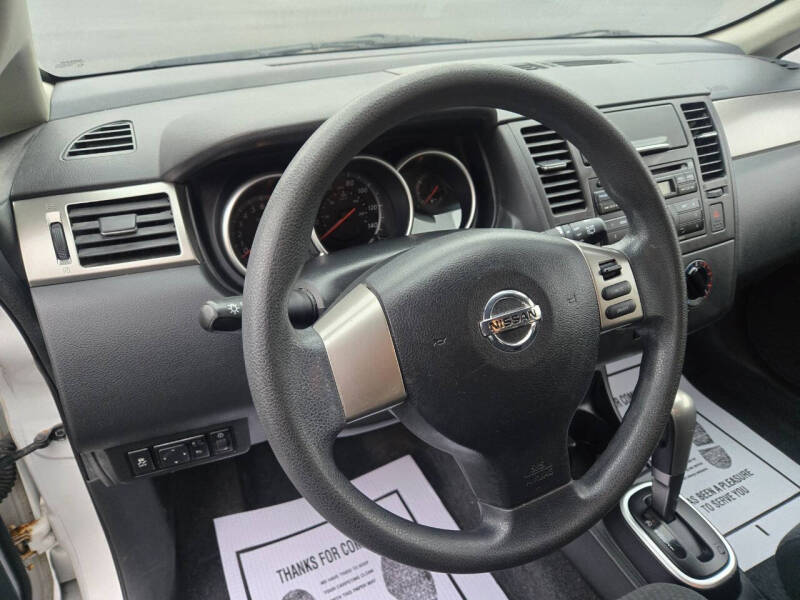 2012 Nissan Versa 1.8 S