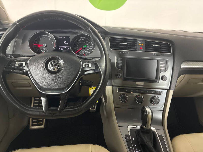 2017 Volkswagen Golf Alltrack
