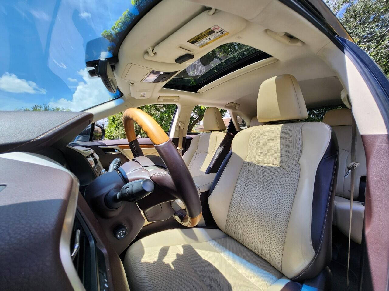 2016 LEXUS RX SUV / Crossover - $30,995