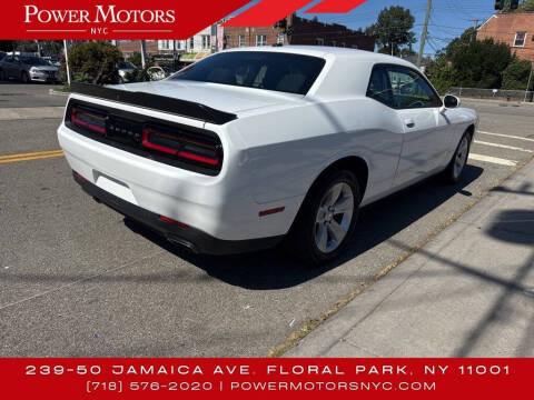 2023 Dodge Challenger SXT