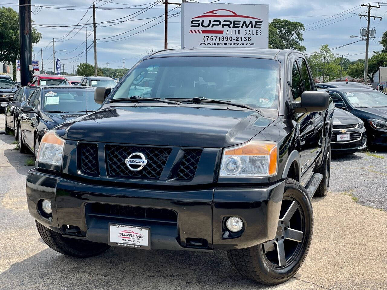 2010 nissan titan black