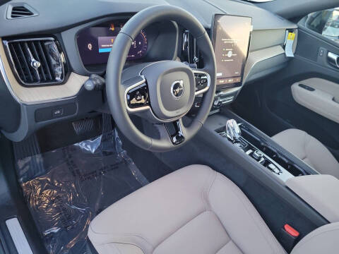 2026 Volvo XC60 B5 Core