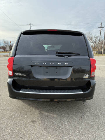 2016 Dodge Grand Caravan R/T