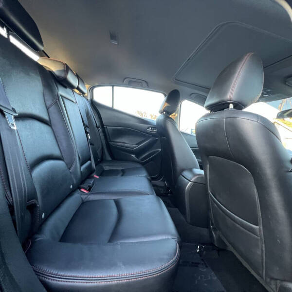 2015 Mazda MAZDA3 s Touring