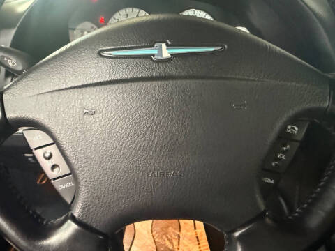 2004 Ford Thunderbird Deluxe