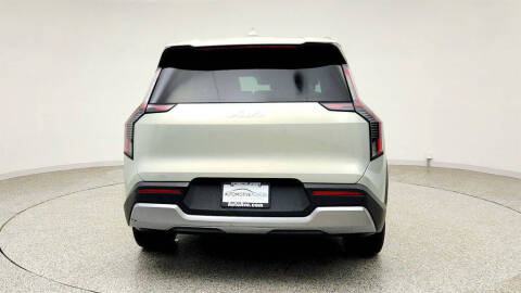2024 Kia EV9 Light Long Range