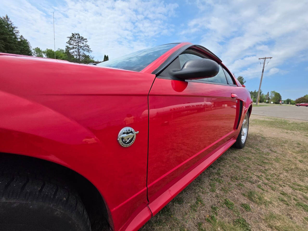 2004 Ford Mustang 44