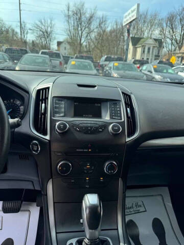 2015 Ford Edge SE
