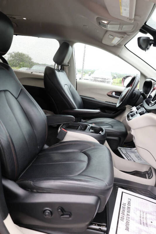 2018 Chrysler Pacifica Touring L