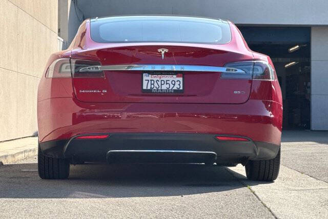 2016 Tesla Model S 85D