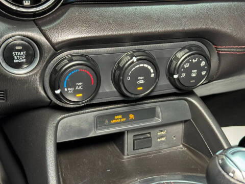 2016 Mazda MX-5 Miata Club