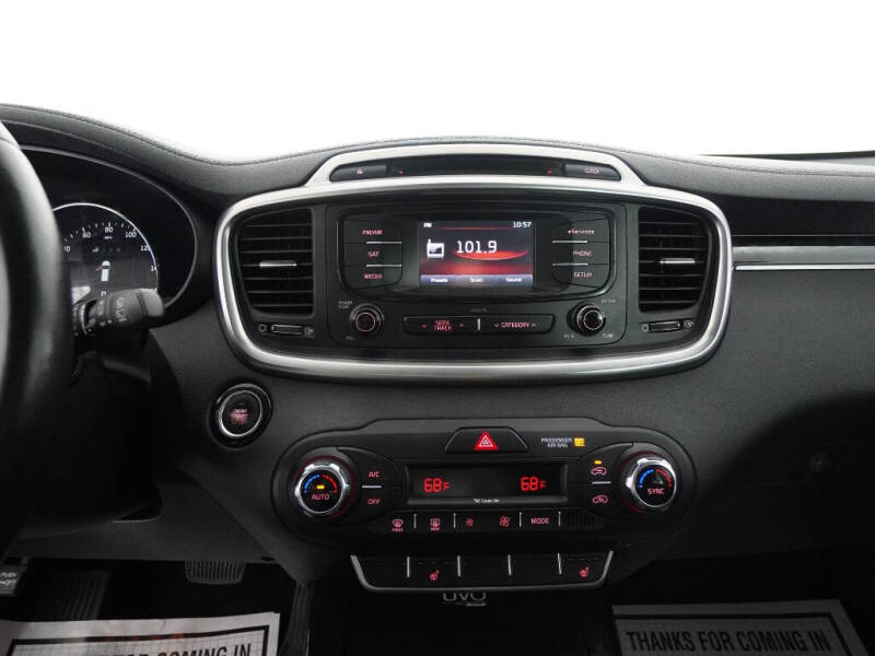 2016 Kia Sorento EX