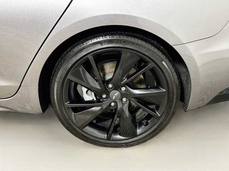2023 Genesis G70