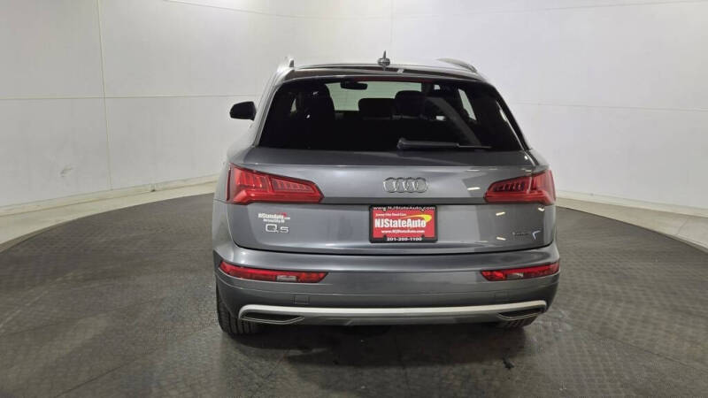 2019 Audi Q5 quattro Premium 45 TFSI