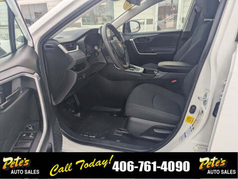 2020 Toyota RAV4 Hybrid LE