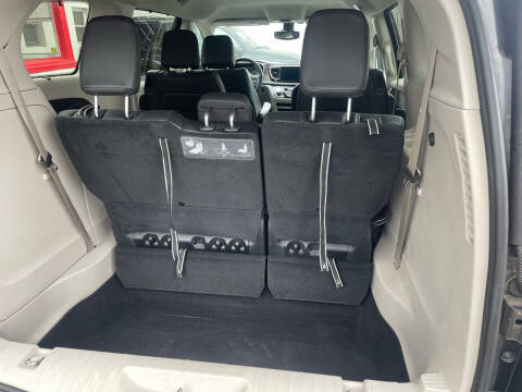 2017 Chrysler Pacifica Touring-L