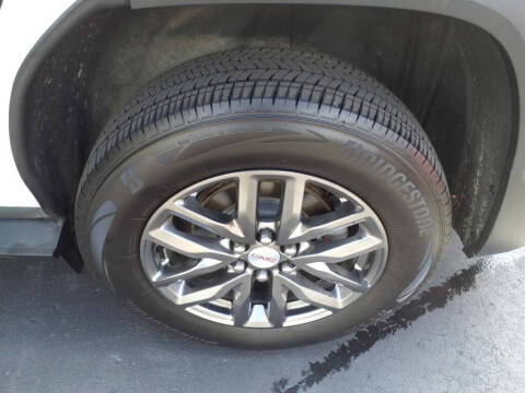 2017 GMC Acadia SLT-1