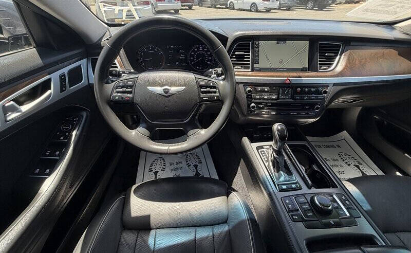 2015 Hyundai Genesis
