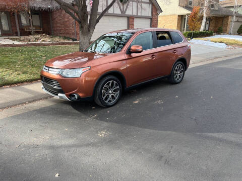 2015 Mitsubishi Outlander for sale at R n B Cars Inc. in Denver CO