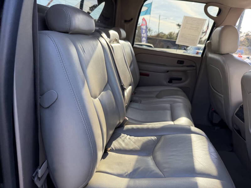 2005 Chevrolet Avalanche 1500 LT