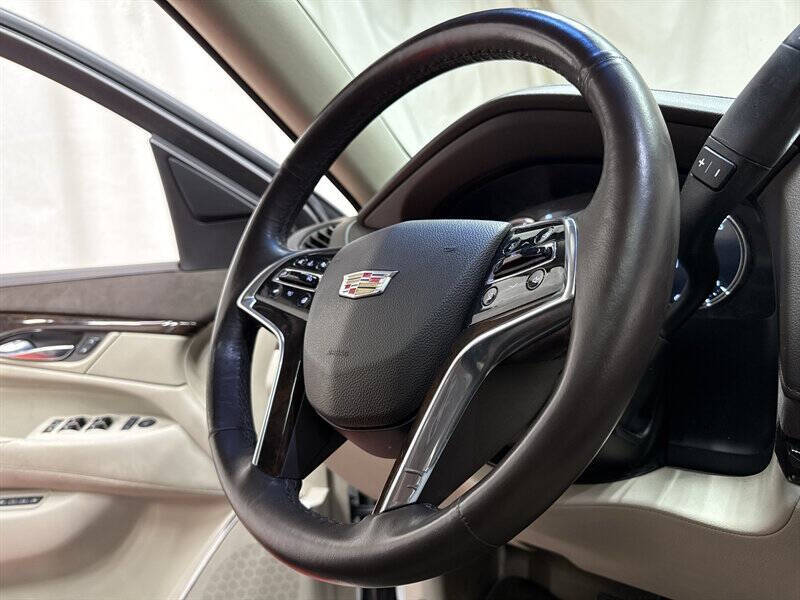 2016 Cadillac Escalade ESV Luxury Collection