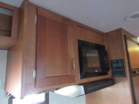 2017 Ford E-Series E-450 SD