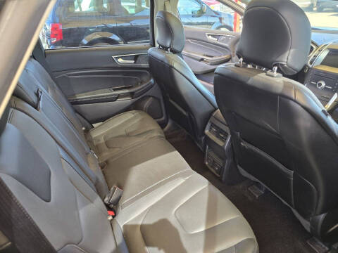 2019 Ford Edge Titanium