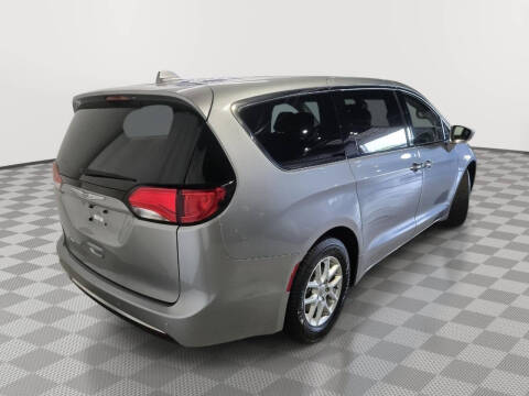 2020 Chrysler Pacifica Touring