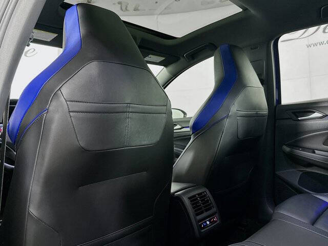 2024 Volkswagen Golf R 4Motion