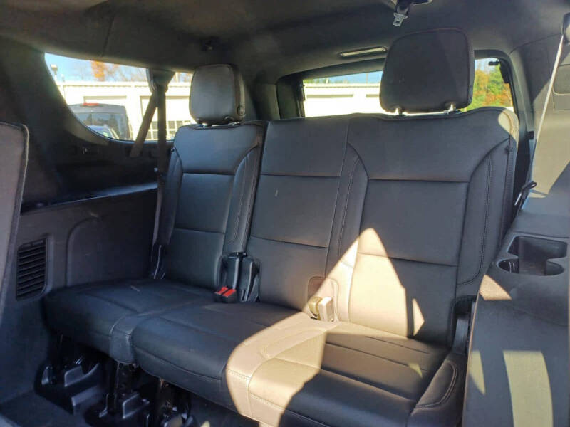 2022 Chevrolet Suburban High Country