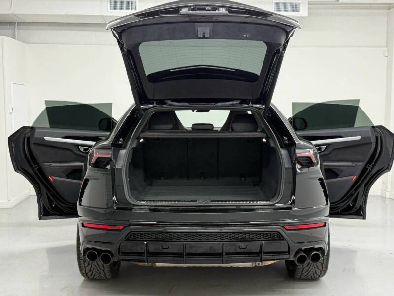 2021 Lamborghini Urus