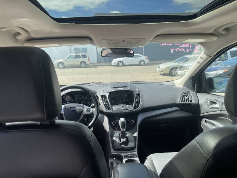 2015 Ford Escape SE