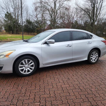 2015 Nissan Altima for sale at CARS PLUS in Fayetteville TN