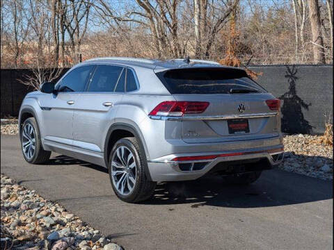 2022 Volkswagen Atlas Cross Sport V6 SEL Premium R-Line 4Motion