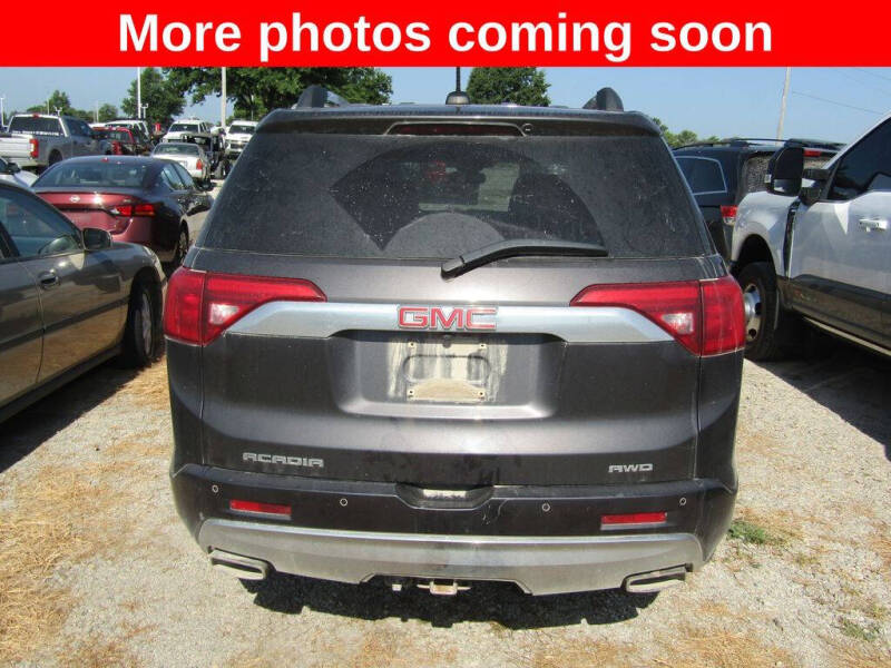2017 GMC Acadia Denali