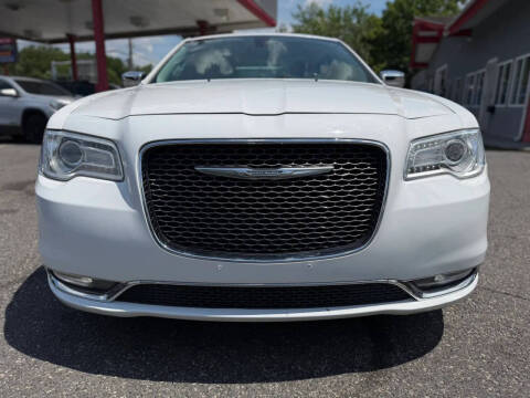 2016 Chrysler 300 C