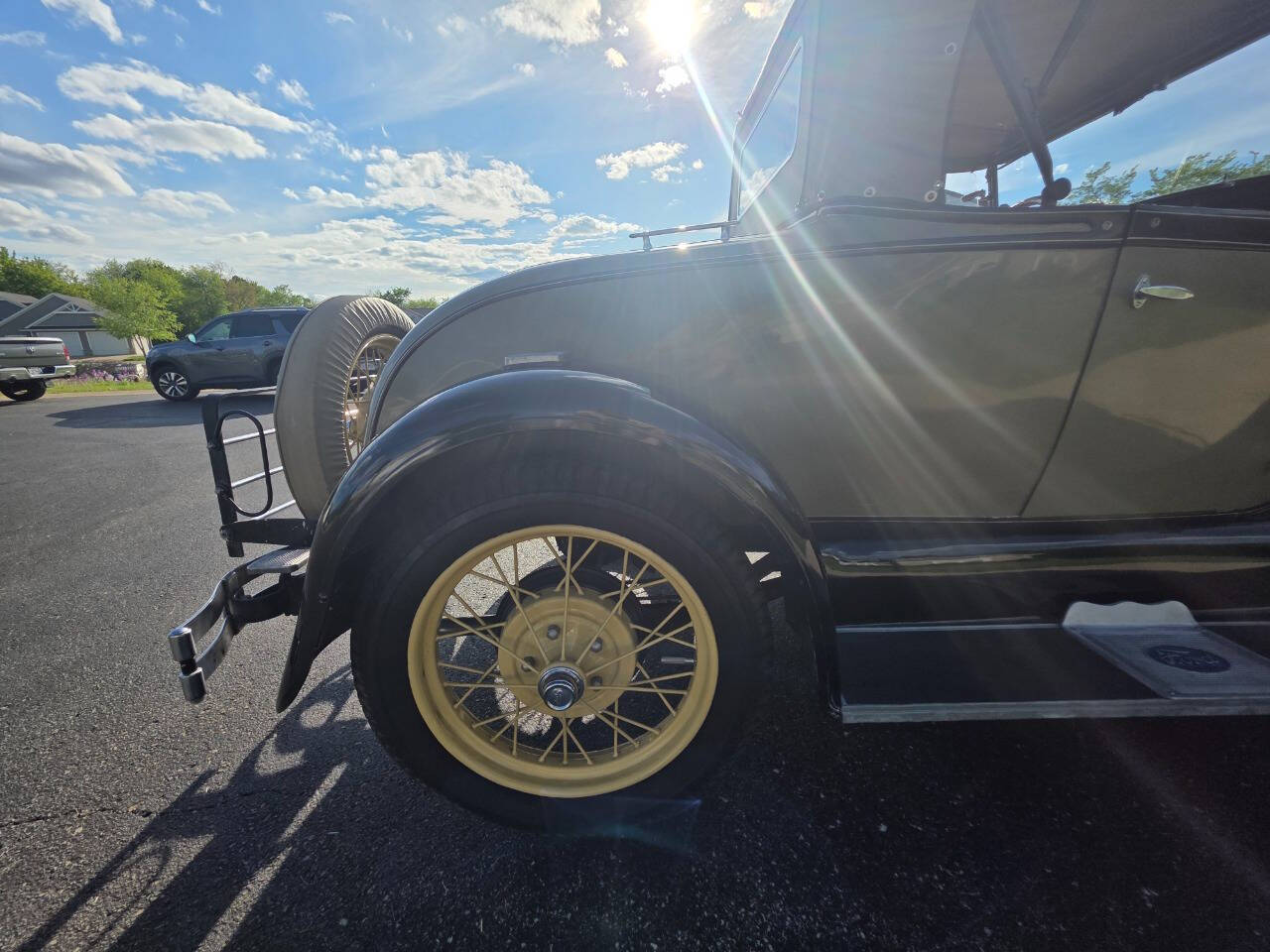 1928 Ford Roadster 126