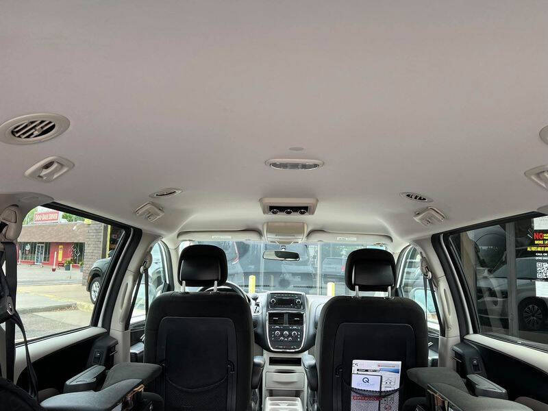 2016 Dodge Grand Caravan SE